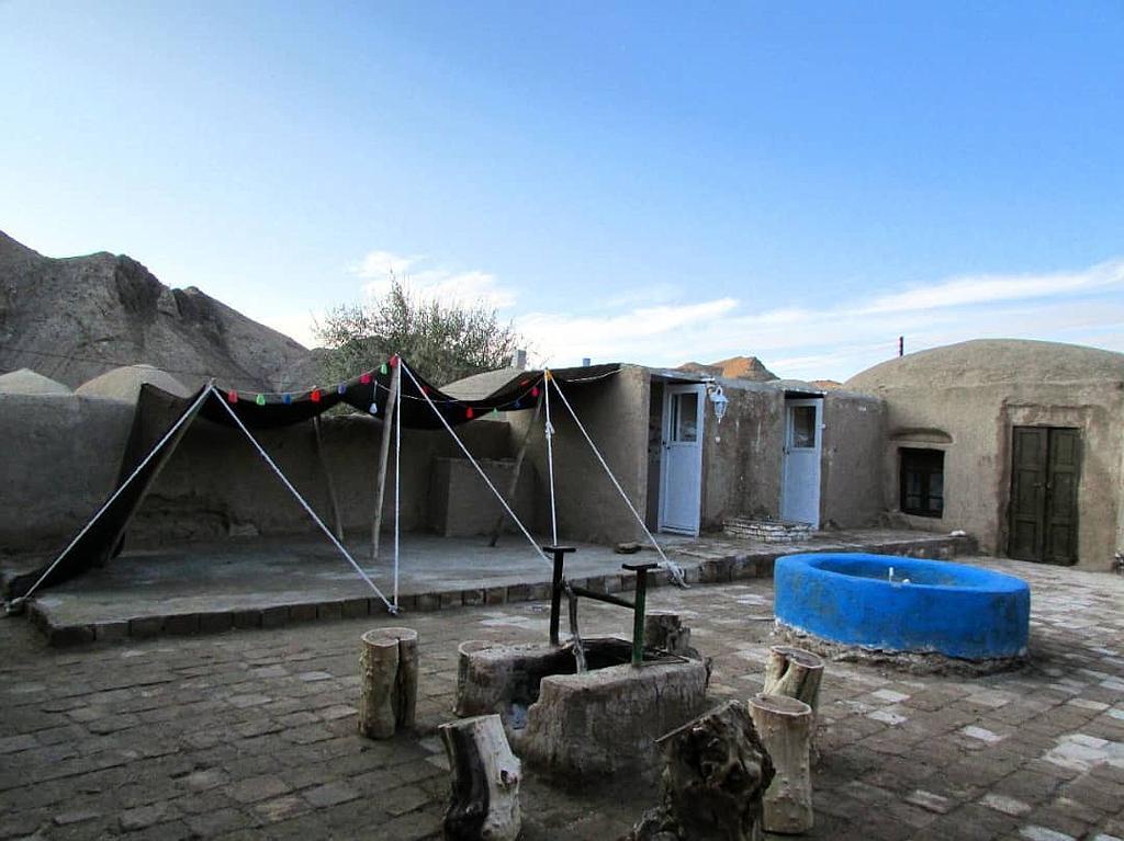 اقامتگاه بوم گردی کلوت کویر در شاهرود