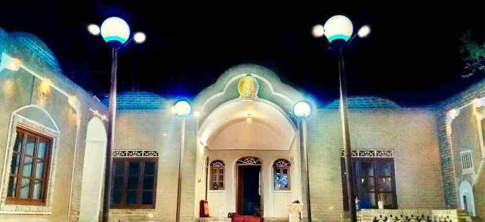 اقامتگاه بوم گردی گلستان ادیب در گناباد