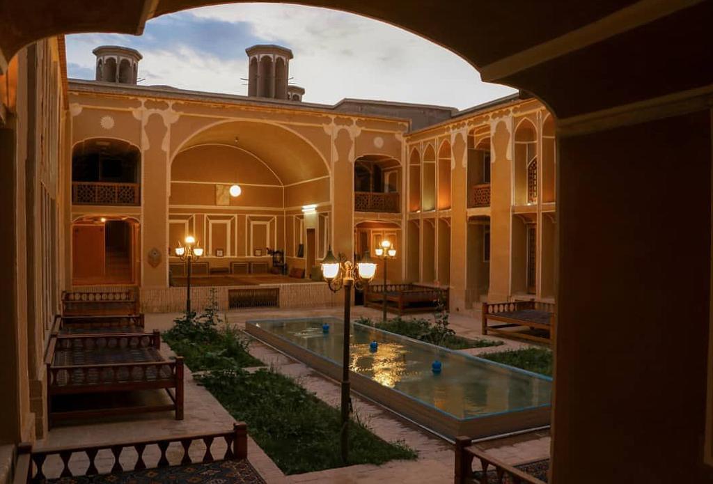 اجاره روزانه خانه سنتی امینی در یزد