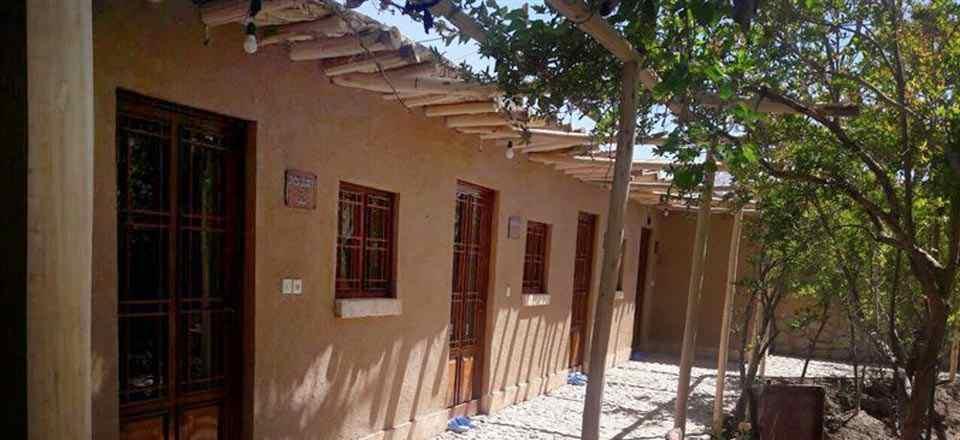 اقامتگاه بوم گردی سرو کهن در ابرکوه