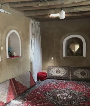 سوئیت بوم گردی آتشکده کهن در محلات