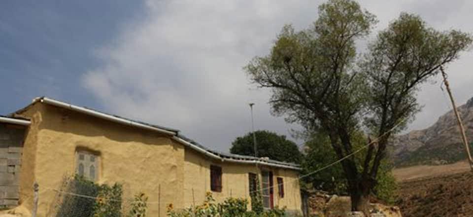 اقامتگاه بوم گردی سورت در ساری