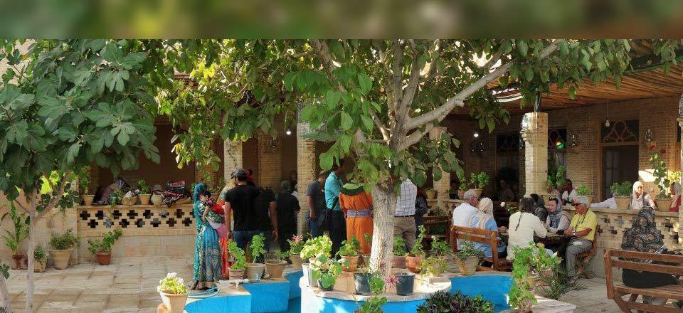 اقامتگاه بوم گردی خانه بامداد در پاسارگاد