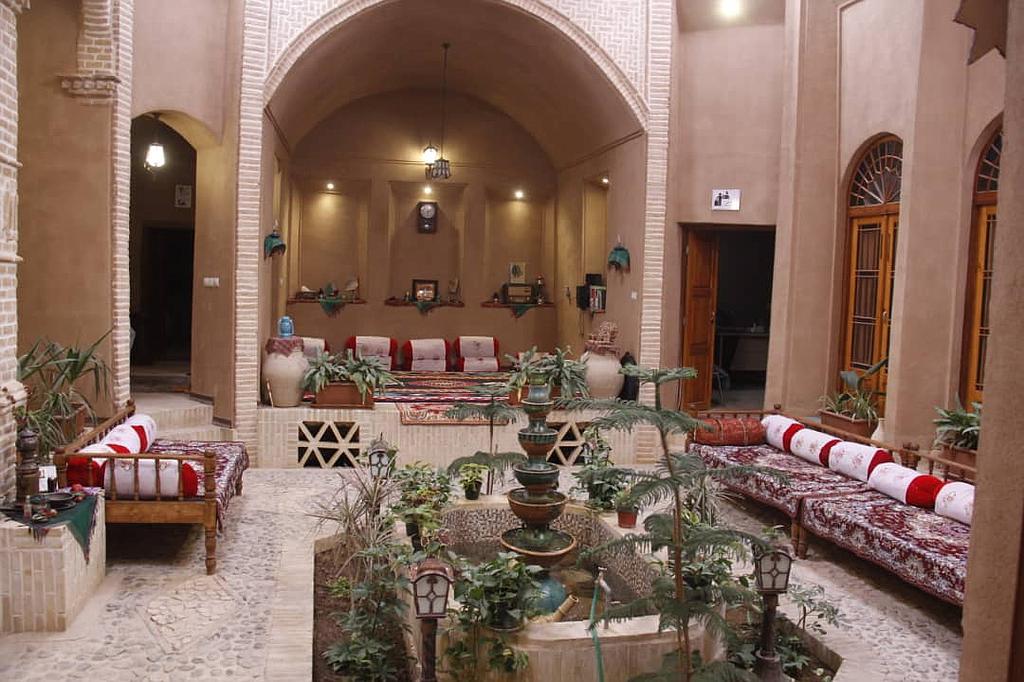 اجاره اقامتگاه بوم گردی ناردونه در تفت