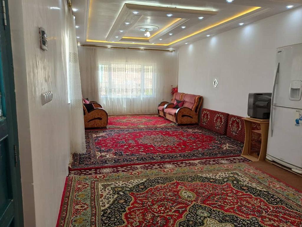 اقامتگاه بوم گردی کسری در تکاب