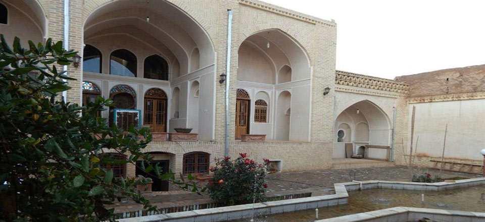 رزرو اقامتگاه بوم گردی ننه کوکب در اردستان