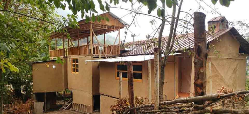 اقامتگاه بوم گردی در علی آبادکتول