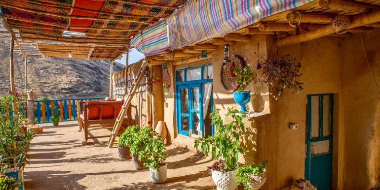 اقامتگاه بوم گردی ساره گل اسدآباد