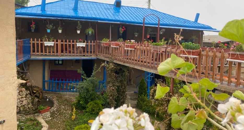 اجاره اقامتگاه بوم گردی زرتشت در مینودشت