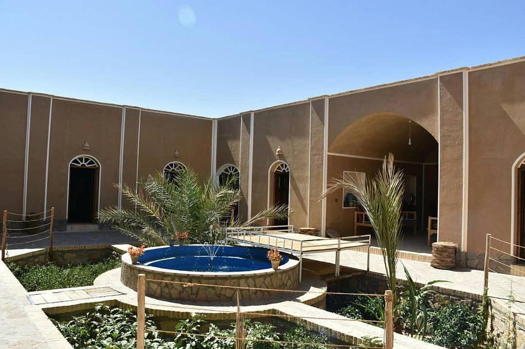 بوم گردی سوشیانت خور و بیابانک