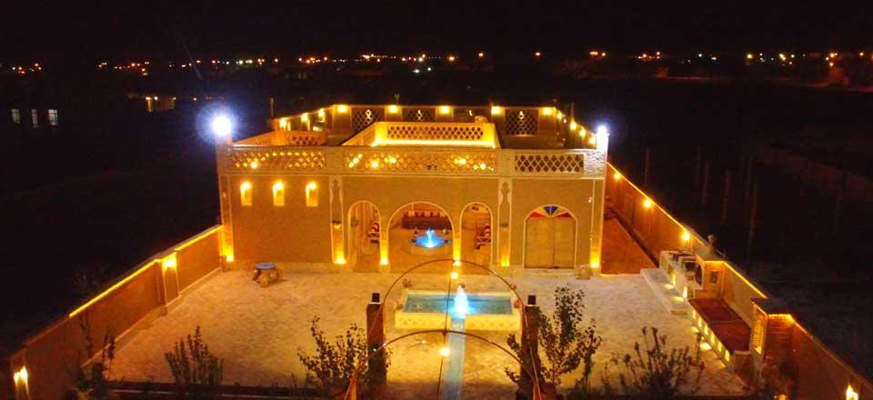 اقامتگاه بوم گردی عمارت بهشت هشتم در فردوس