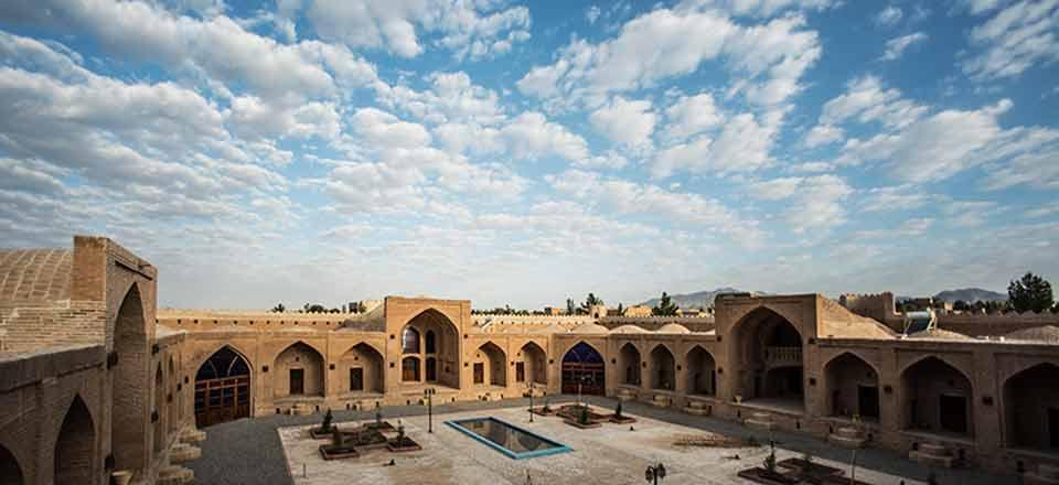 هتل کاروانسرای کوه پا در کوهپایه