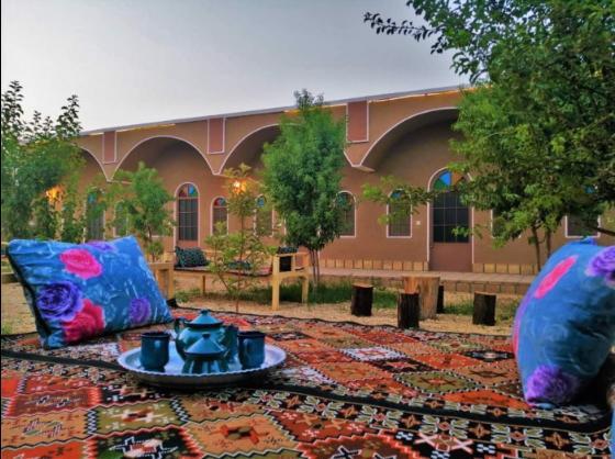 بومگردی ستاره کویر ابوزیدآباد