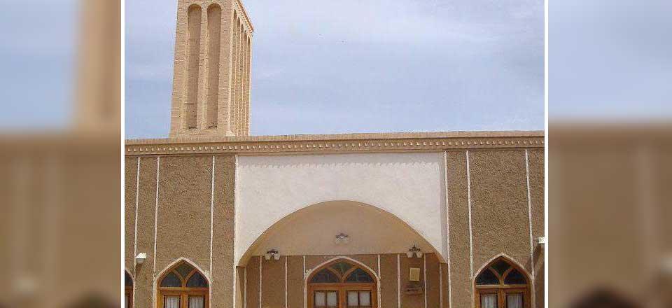 هتل سنتی یه تا در خور و بیابانک