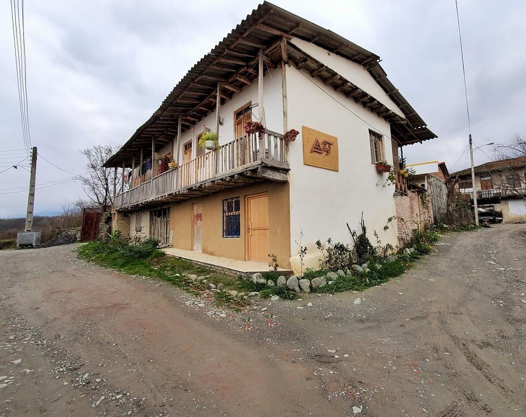 اقامتگاه بوم گردی آوش در بندر گز