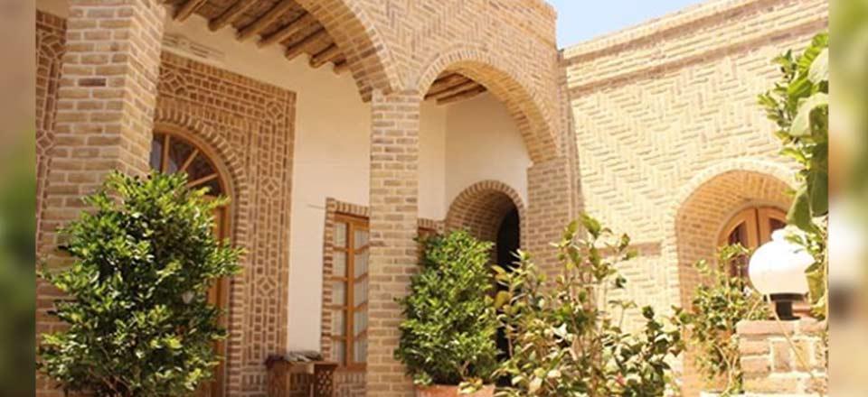 اقامتگاه بوم گردی سرای ناظر سربیشه