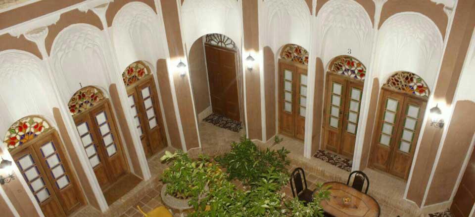 اقامتگاه بوم گردی سه دری در یزد