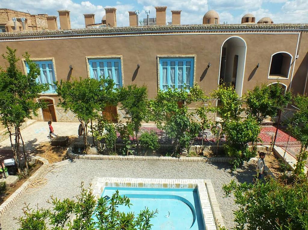 اجاره بومگردی روستایی در کاشمر