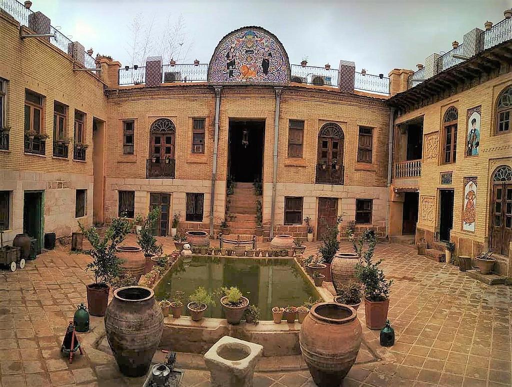 اقامتگاه بوم گردی دولتسرا معصومه سلطان شیراز