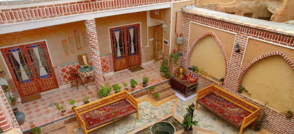 اجاره اقامتگاه بوم گردی سرای شمس در نراق