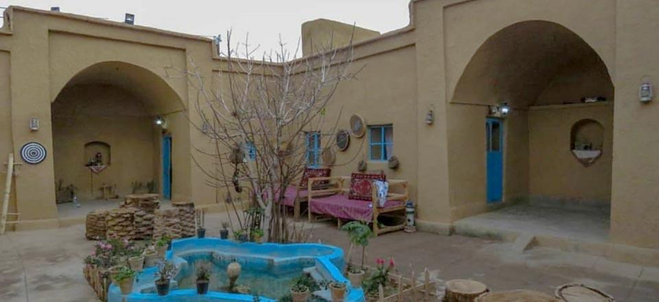 اقامتگاه بوم گردی پشت کاریز در طبس