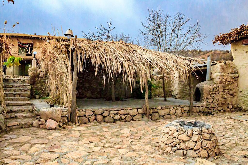 اجاره اقامتگاه بوم گردی چویل در نورآباد ممسنی