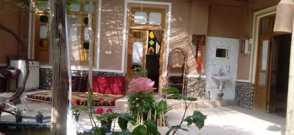 رزرو بوم گردی سرای ماهان در کاشان