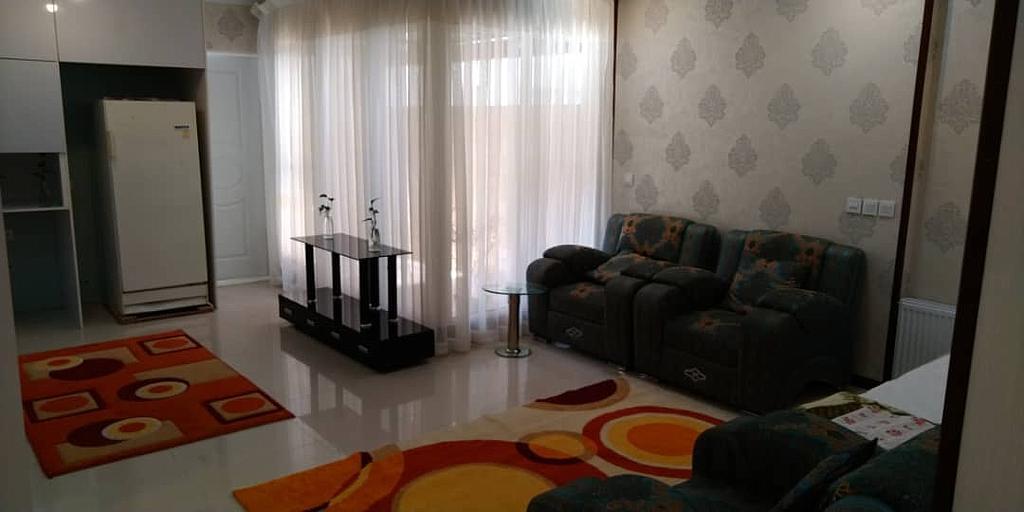 آپارتمان مبله روزانه شهر زیبا ۳