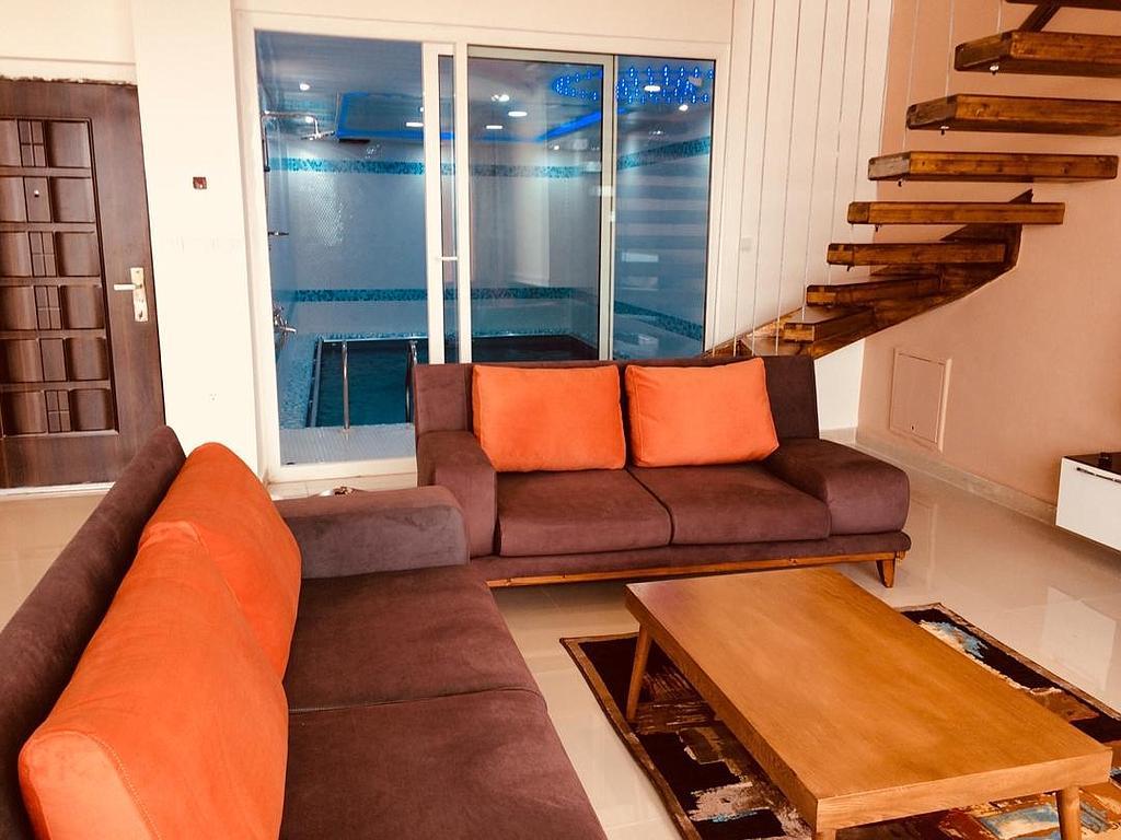 اجاره ویلا لوکس استخردار پلاک یک در محمودآباد