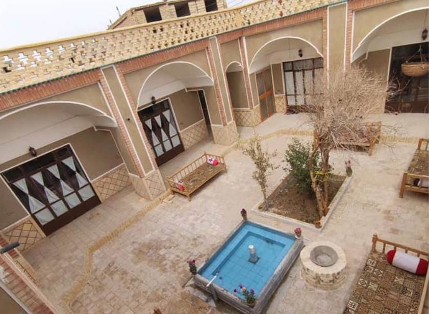 اجاره بوم گردی مادربزرگ در ورزنه