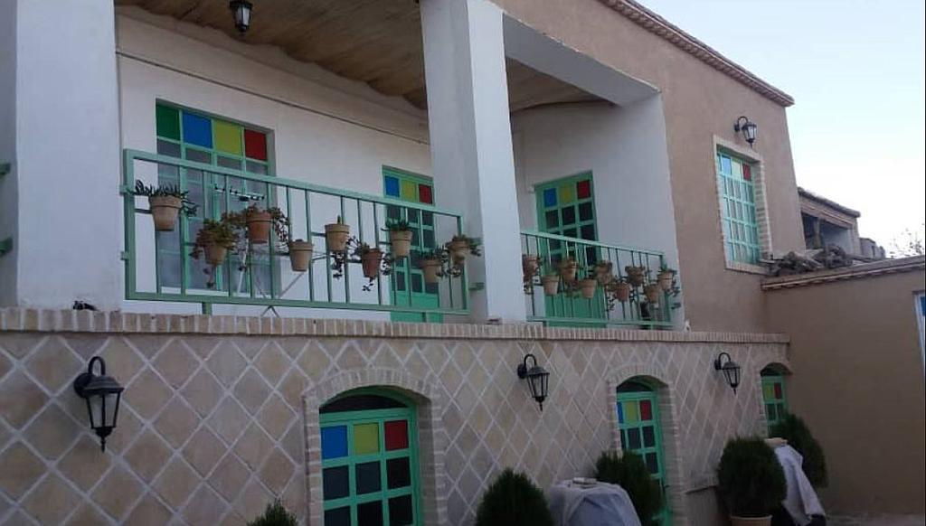 اقامتگاه بوم گردی هرمنگان در بوانات