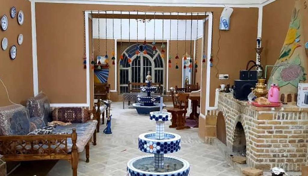 اقامتگاه بوم گردی خوشینه بیرجند