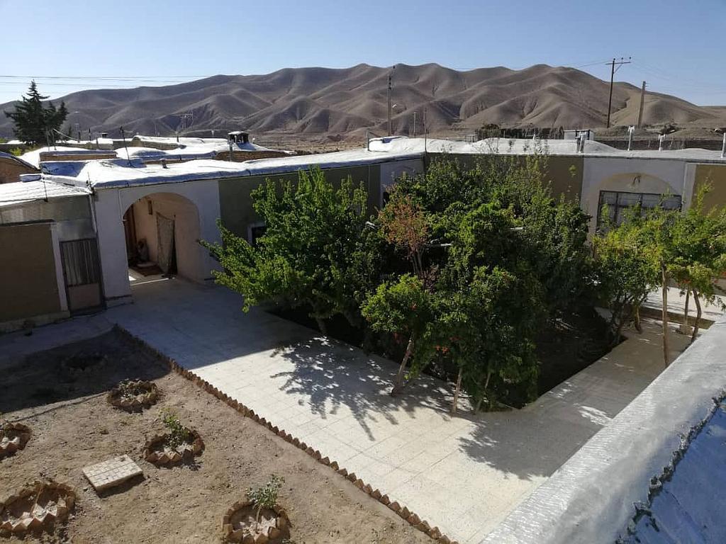 اقامتگاه عمارت میرزا در سرایان