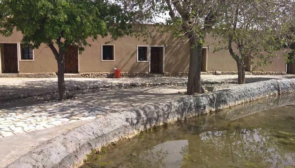 اقامتگاه بوم گردی باغ سنگی در سیرجان