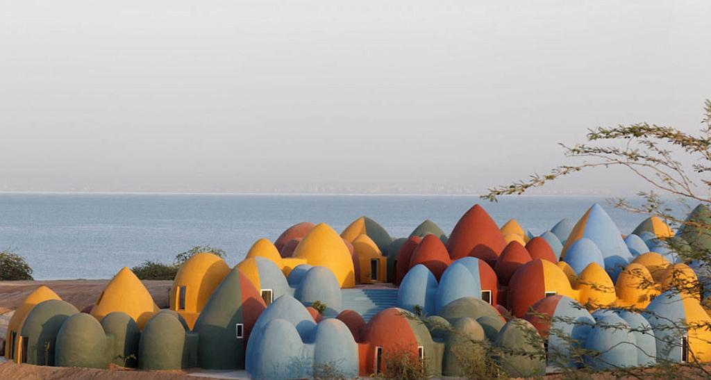 اقامتگاه بوم گردی ماجرا در هرمز