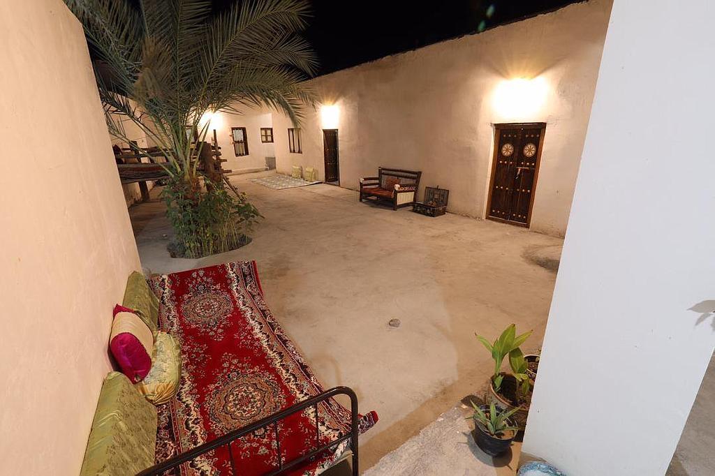 اقامتگاه سنتی تکو در بندر خمیر