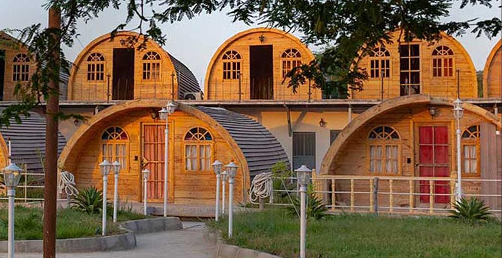 اقامتگاه کلبه ساحلی درسا در بوشهر