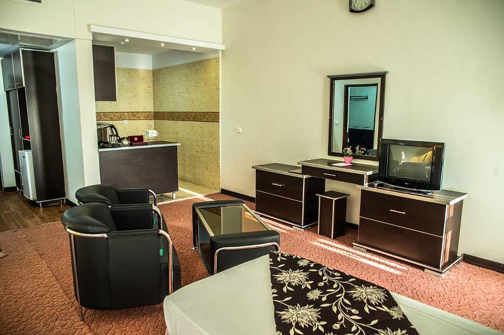 اجاره سوئیت جونیور هتلی در مراغه