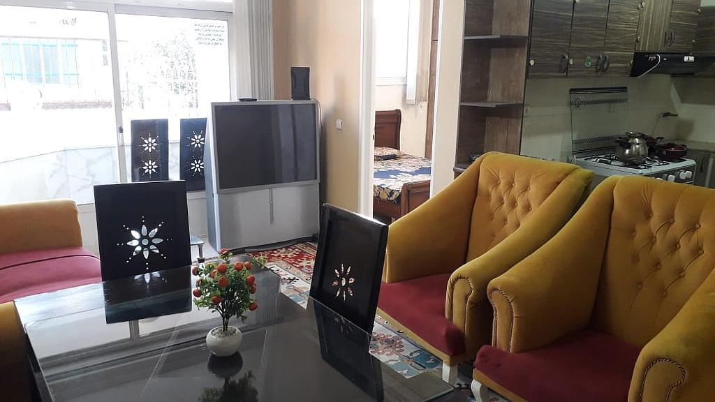 آپارتمان دو خواب طبقه اول در اصفهان