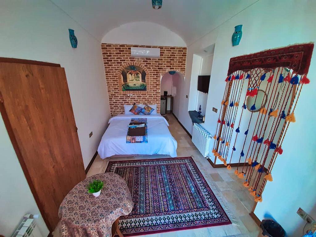 رزرو اتاق مهتاب اقامتگاه سنتی مالمیر