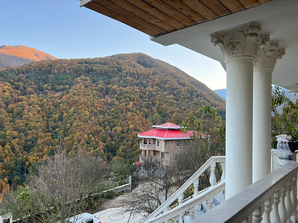 رزور ویلا جنگلی استخردار در گردنه حیران