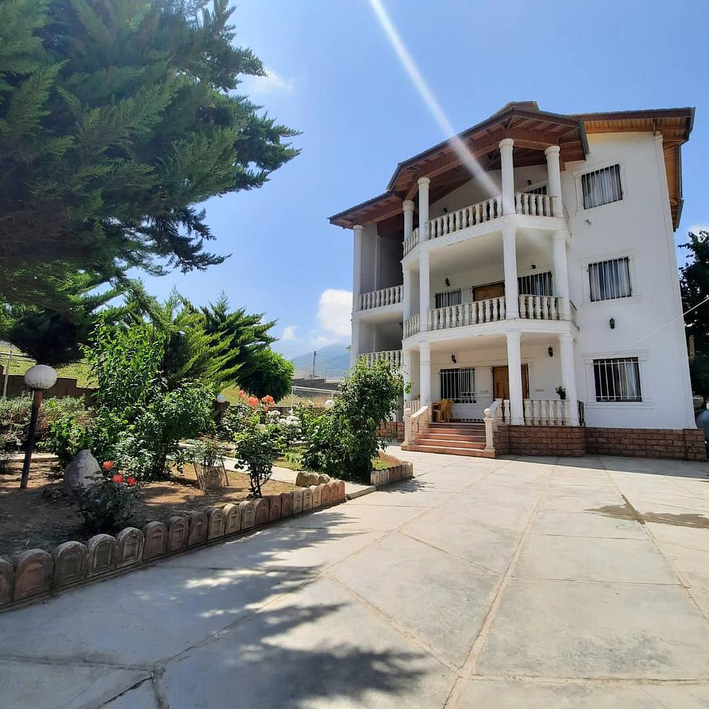 اجاره ویلا جنگلی دو خوابه تمیز