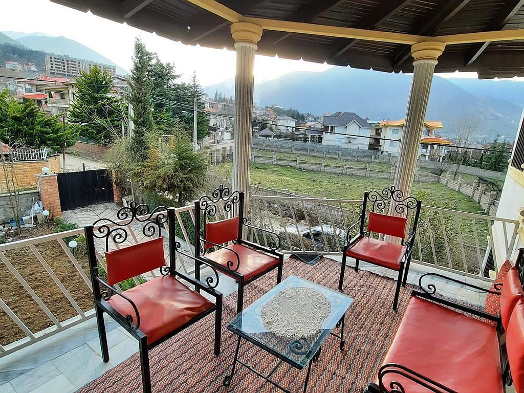 ویلا جنگلی با ویو عالی شومینه دار