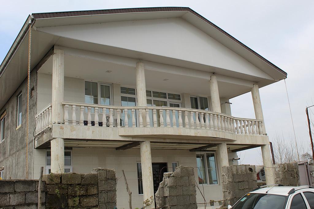 ویلای نیمه دربست در روستای لسکوکلایه . کیاشهر