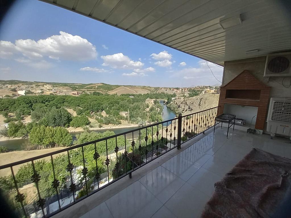 ویلا ۴ خواب چمعالی ویو رودخانه