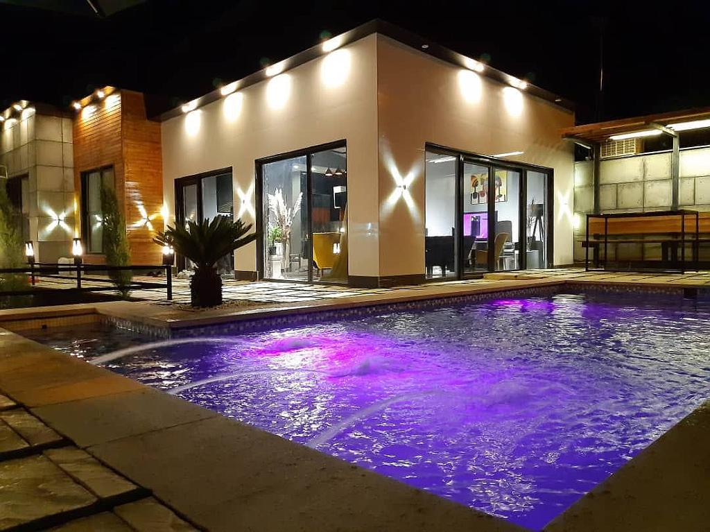 ویلا مدرن لوکس با استخر آبگرم