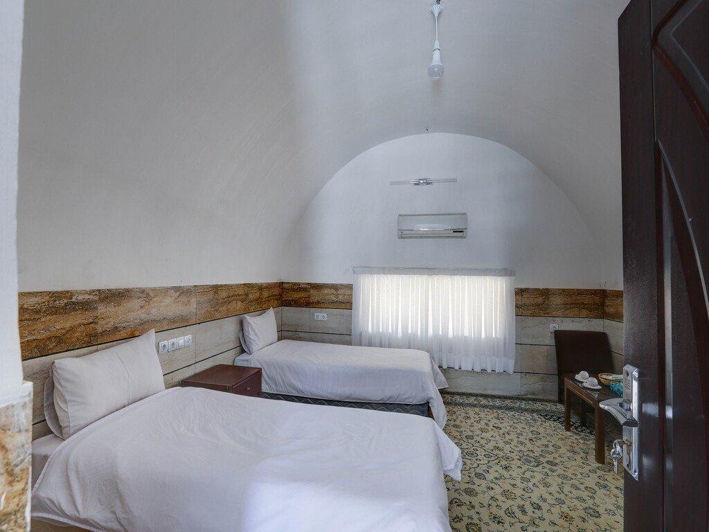 اتاق 3 تخته هتل جهانگردی زاهدان