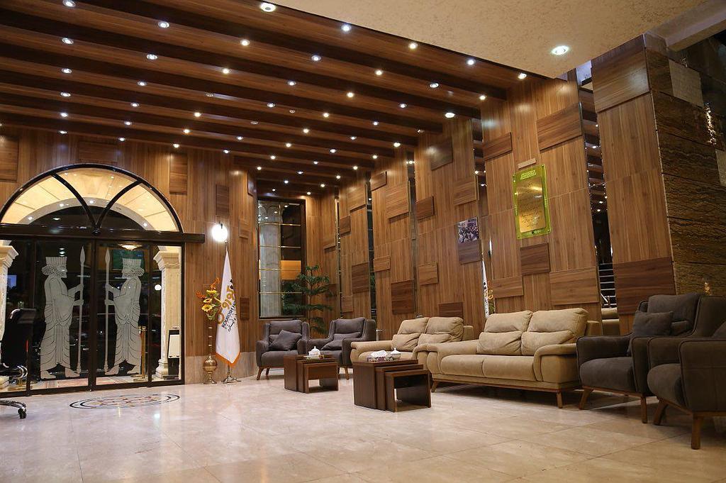 سوئیت 3 خوابه با جکوزی در سرعین