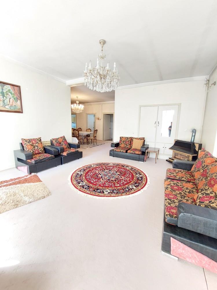 آپارتمان سه خوابه تمیز در تبریز