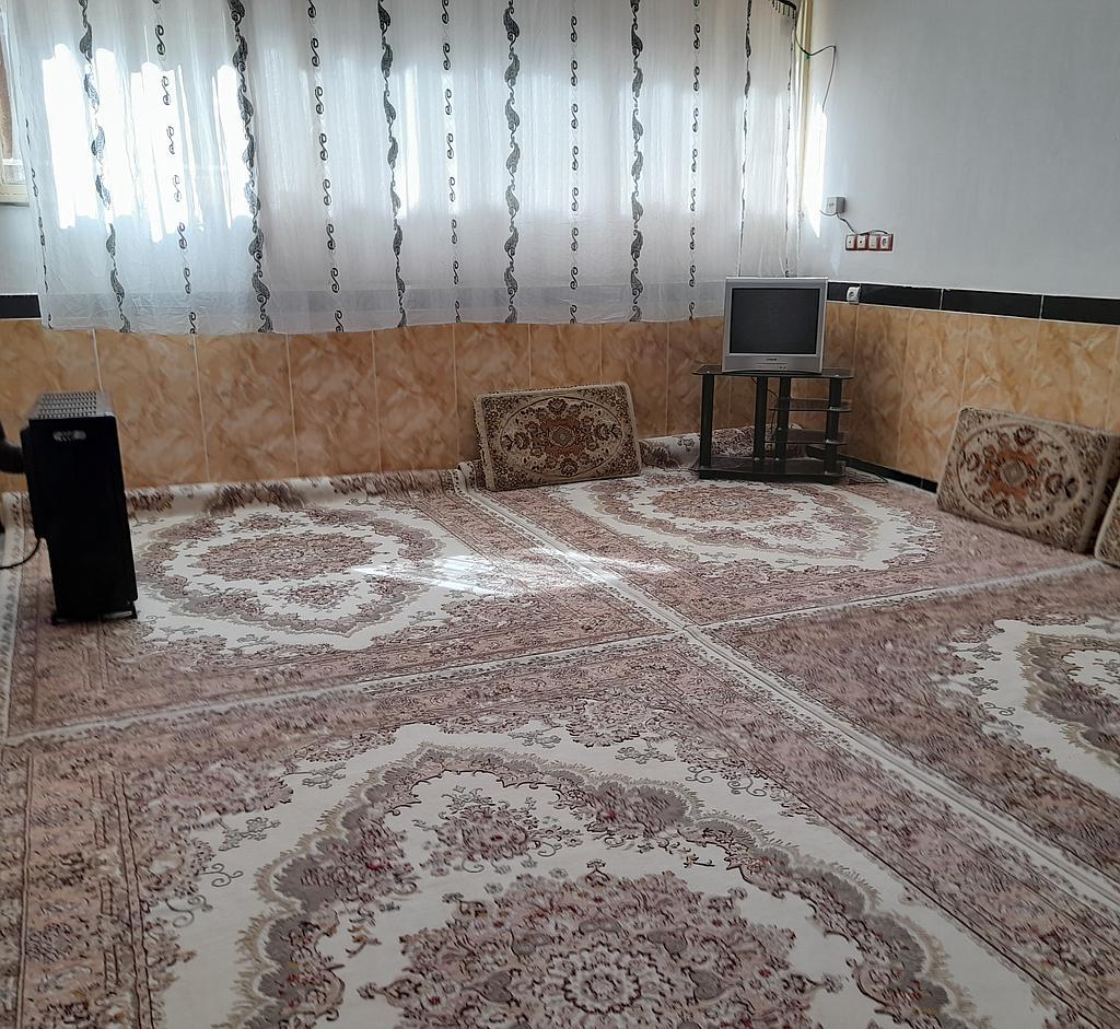 منزل یک خوابه نزدیک دریاچه زریبار